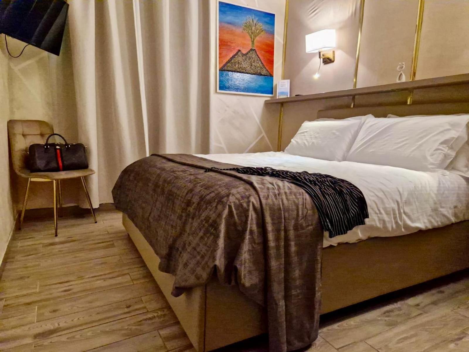 Appartement La Dimora Nei Presepi In San Gregorio à Naples Extérieur photo
