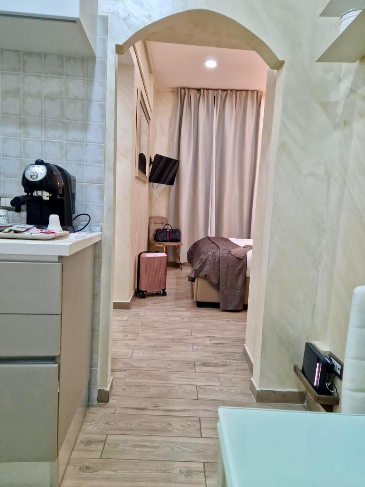 Appartement La Dimora Nei Presepi In San Gregorio à Naples Extérieur photo